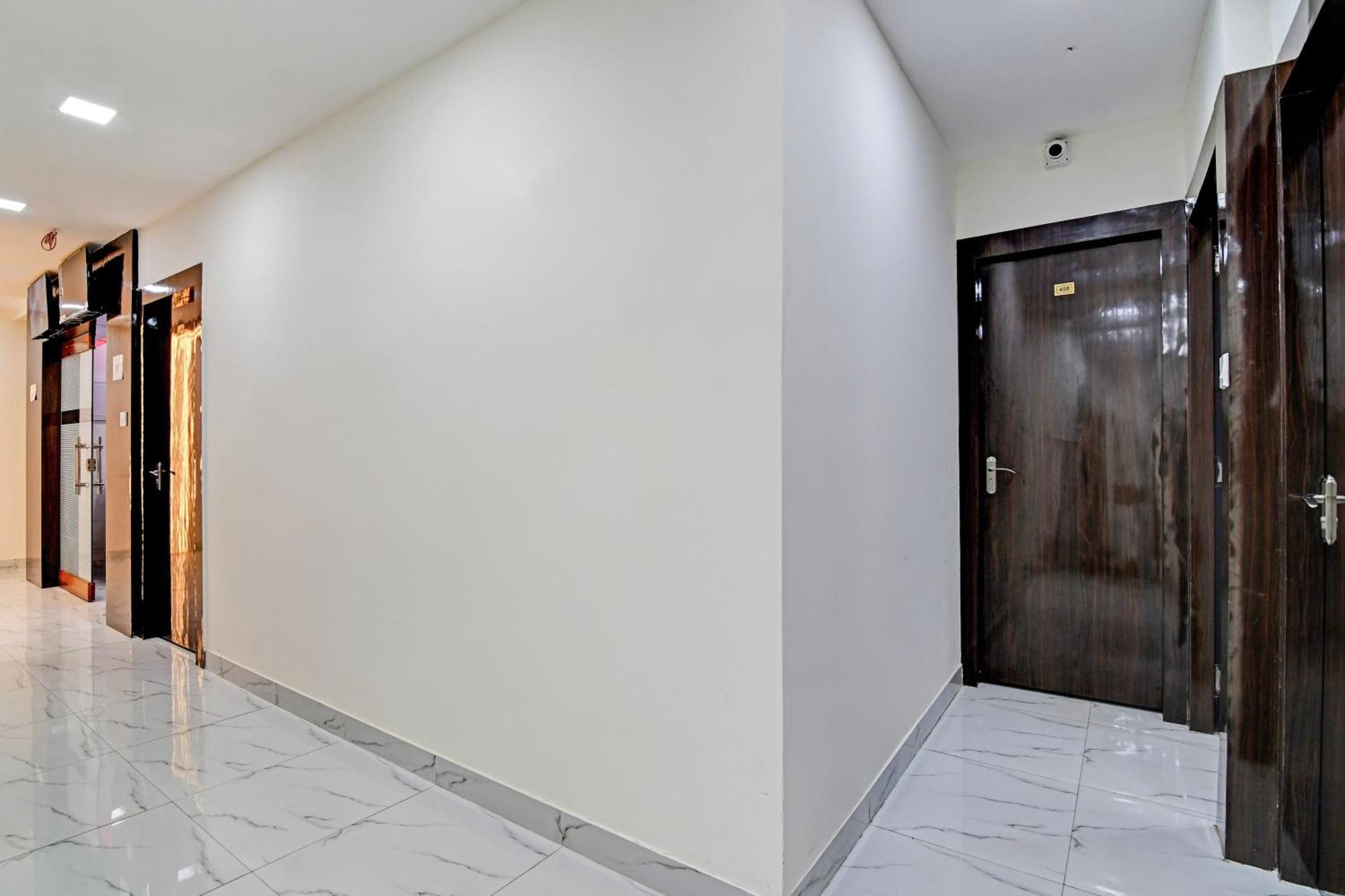 Hotel O Park Platinum Kolkata Exterior photo